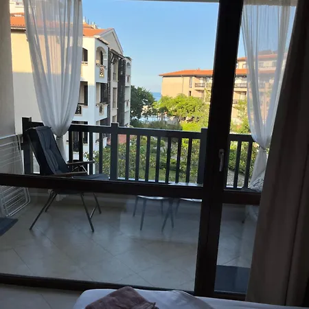 двуспален оазис бийч клуб Lozenets