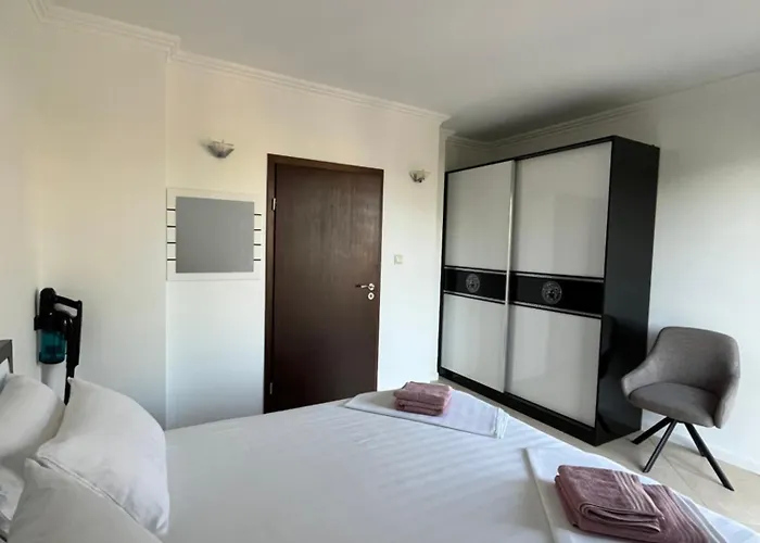 아파트 двуспален оазис бийч клуб